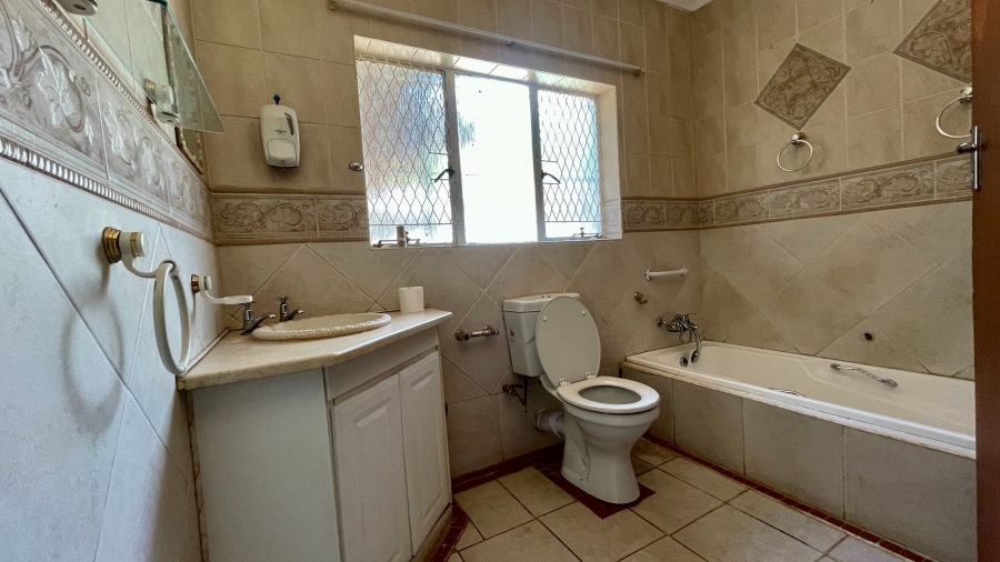 4 Bedroom Property for Sale in Flimieda North West